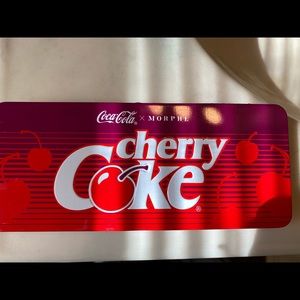 Morphe Cherry Coke Eyeshadow Palette
